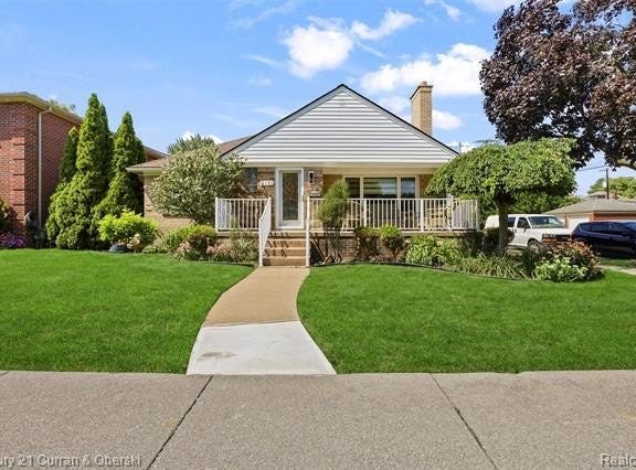 6151 Oakman Boulevard, Dearborn, MI 48126