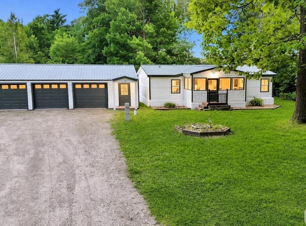 2695 ROCKY RD, Tomahawk, WI 54487