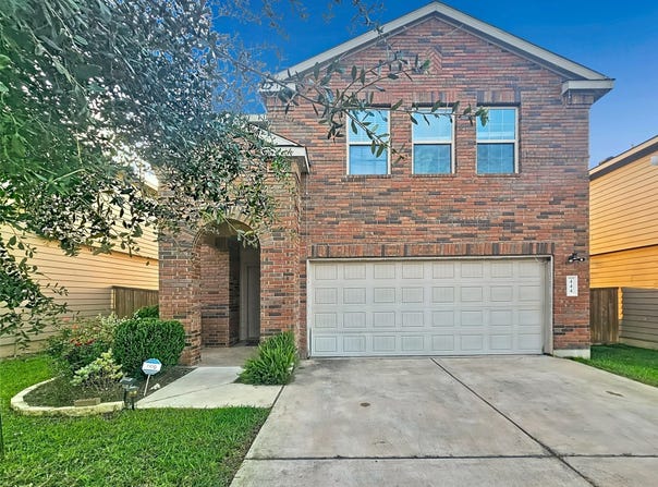 444 Major Lee Ln, Jarrell, TX 76537