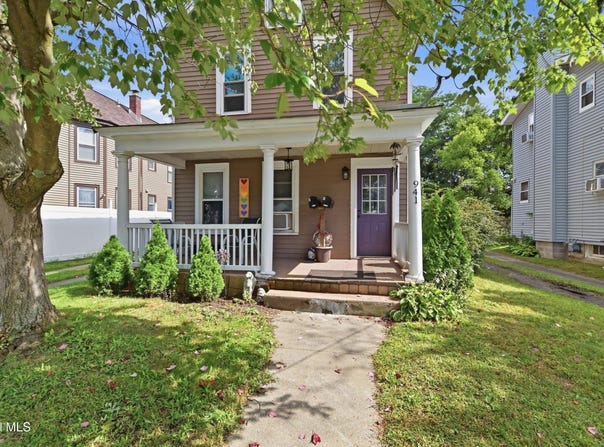941 Cleveland Avenue, Schenectady, NY 12306