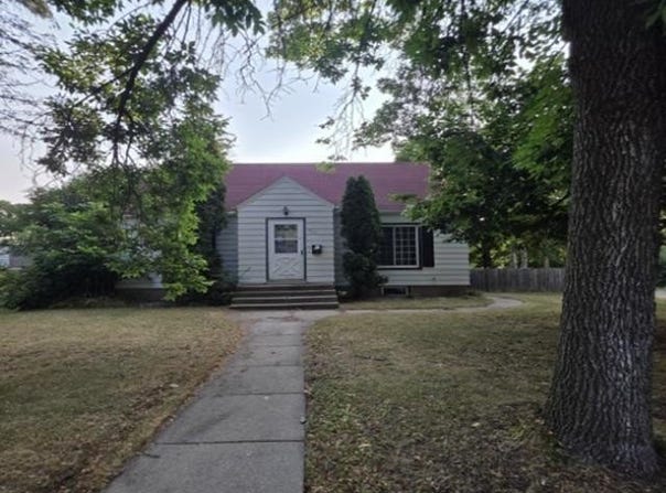 902 9th Avenue N, Saint Cloud, MN 56303