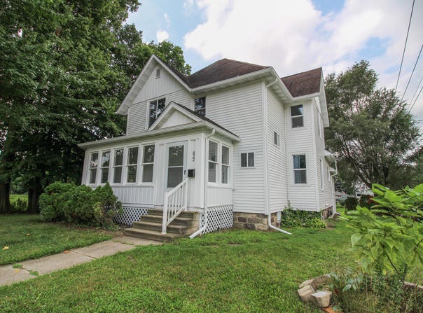 822 N Main Street, Three Rivers, MI 49093