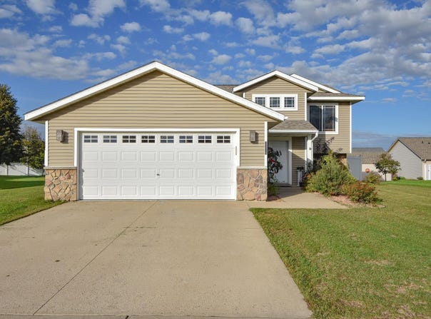 2175 67th Avenue N, Saint Cloud, MN 56303