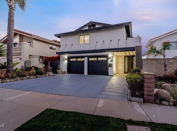 2431 Victoria Avenue, Oxnard, CA 93035