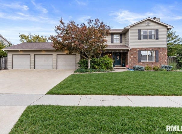 312 Westwinds Drive, Jacksonville, IL 62650
