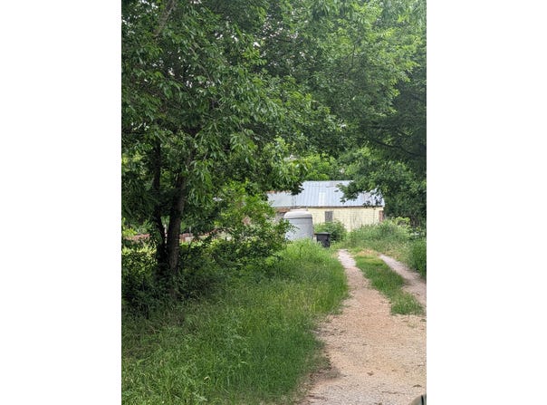 602 Avenue H, Blanket, TX 76432