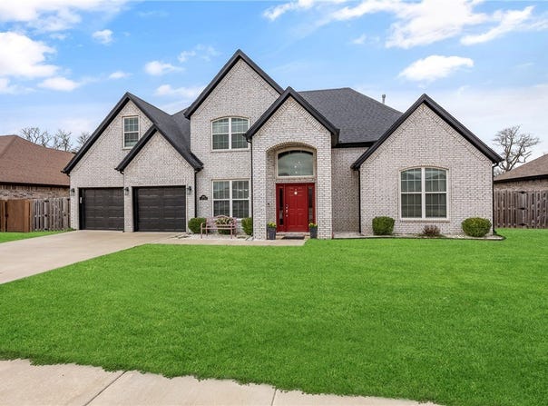 1860 Sunrise Circle, Centerton, AR 72719