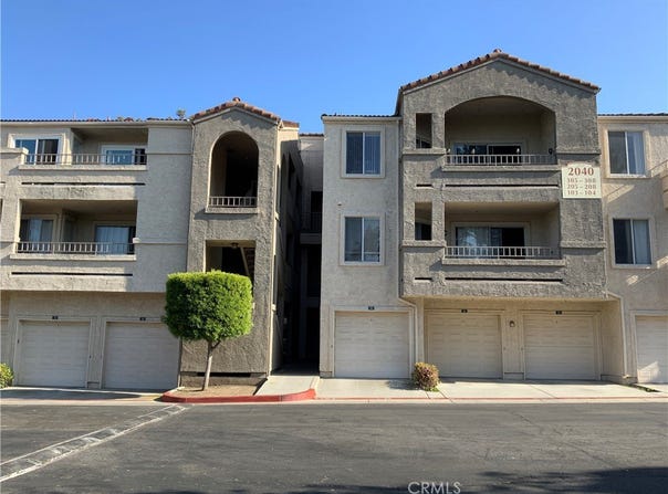 2040 Las Colinas Circle, Corona, CA 92879