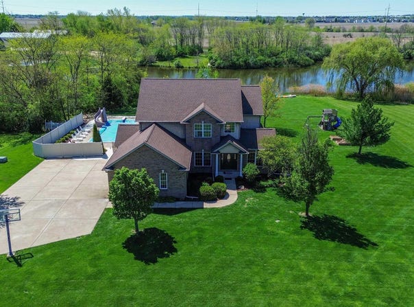 26805 LIBERTY Lane, Washington, IL 61571