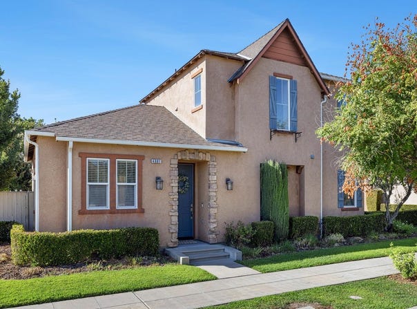 4001 Harlan Ranch Boulevard, Clovis, CA 93619