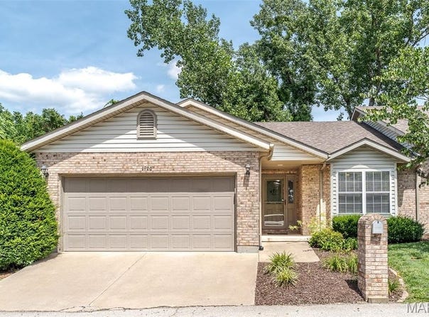 1920 Anna Leah Lane, Washington, MO 63090
