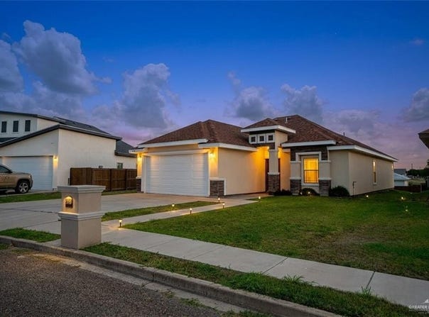 308 Katrina Drive, La Joya, TX 78560