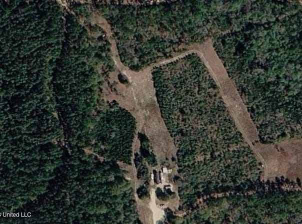 Waller Road, Leakesville, MS 39451