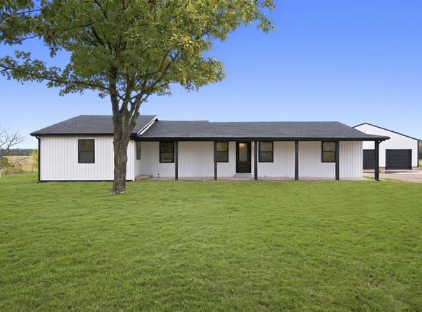 404 State Road H, Elkland, MO 65644