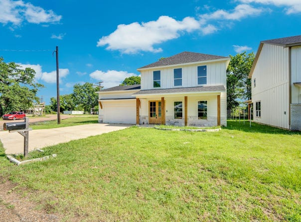 1995 Lakeview Drive, Kemp, TX 75143