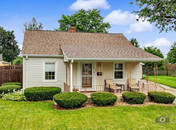 1530 Marquette Court, Joliet, IL 60435