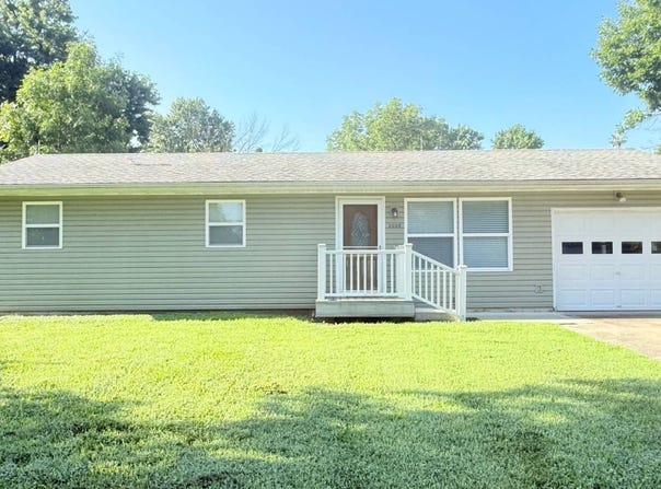 2008 Woodruff Ave, Bethany, MO 64424