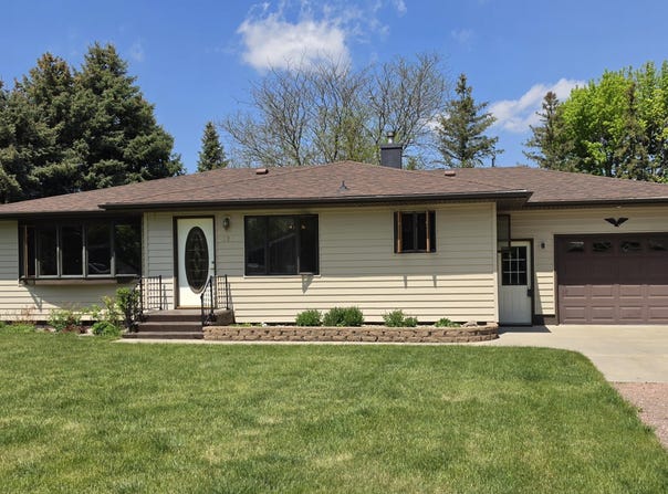 120 Wilmot Avenue, Ipswich, SD 57451