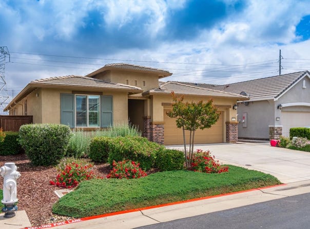 9269 Red Thistle CT, SACRAMENTO, CA 95829