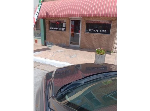 309 Main Street, Noel, MO 64854