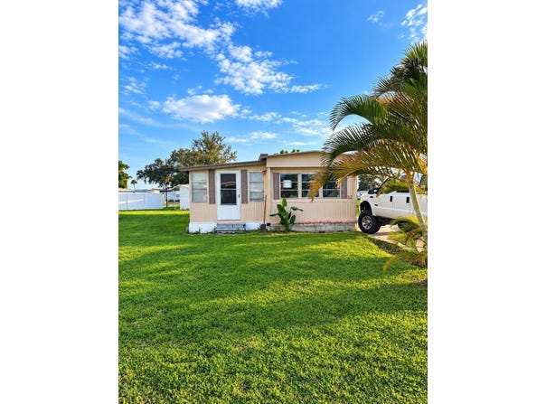 2914 Azalea run ln, Ruskin, FL 33570