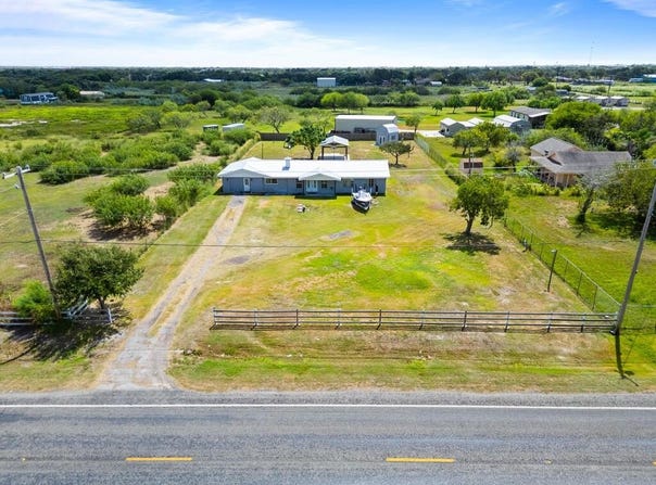 5538 FM 1069, Aransas Pass, TX 78336