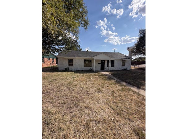 1325 Ritchie Ave, Enid, OK 73701
