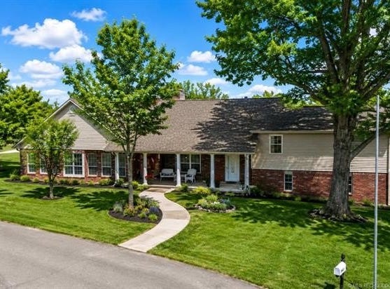 1002 W Knisley Avenue, Checotah, OK 74426