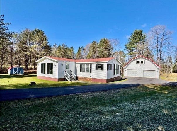 423 Valley View Rd, Bainbridge, NY 13733