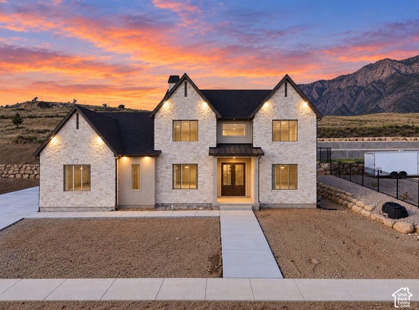 1258 W CARIBOU Ct, Pleasant View, UT 84414
