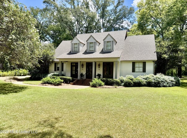 4 Lafayette Circle, Clinton, MS 39056