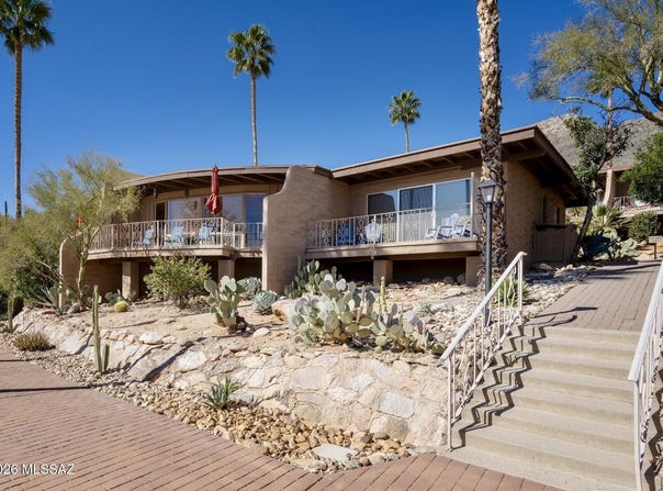 5251 E Mission Hill Drive, Tucson, AZ 85718