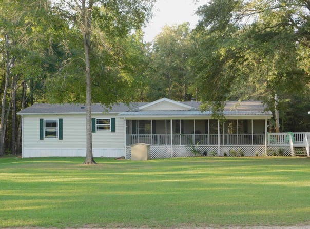 28315 Straughn School Rd, Andalusia, AL 36421-0000