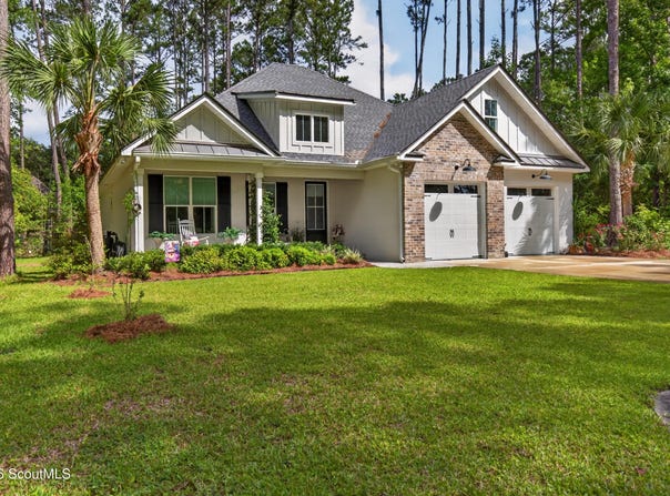 218 Eagle Crest Drive, Waverly, GA 31565