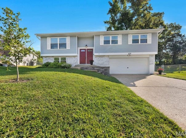 400 Coventry Lane, Manchester, MO 63021