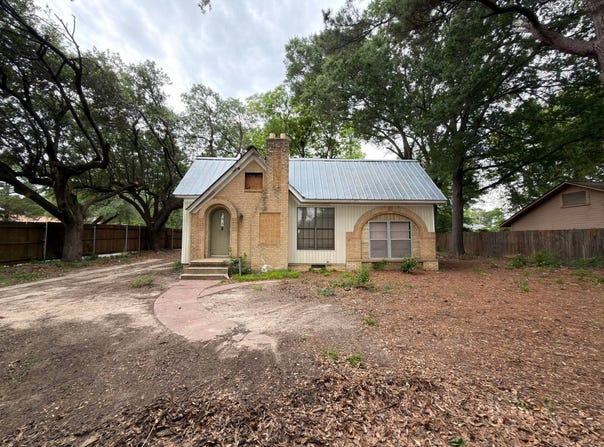 501 Ridgelea Ave, Longview, TX 75602