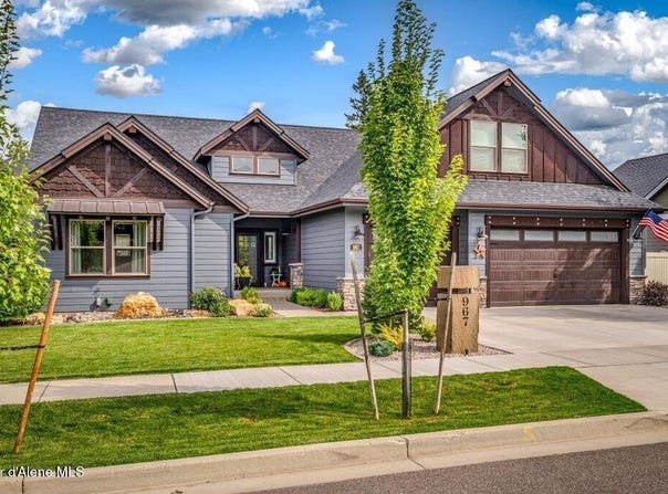 967 E Hurricane Dr, Hayden, ID 83835