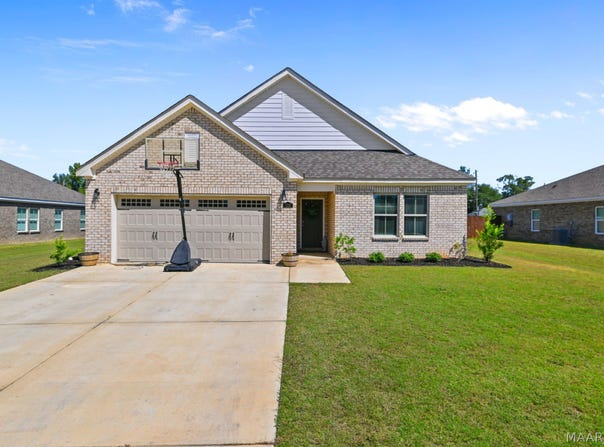 112 Kohn Drive, Millbrook, AL 36054