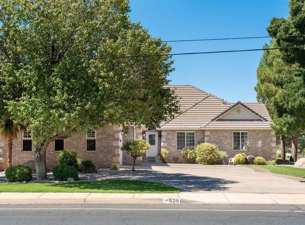 628 S 700 W, Hurricane, UT 84737