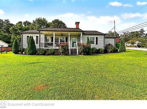302 Furman Street, Laurens, SC 29360