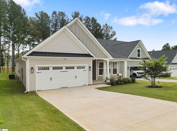 327 Wakelon Drive, Greer, SC 29651