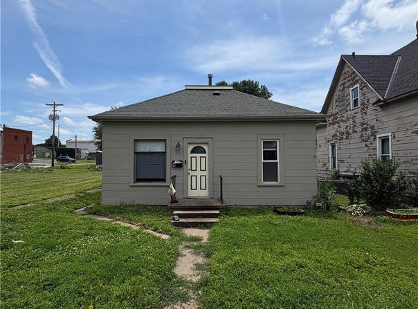 118 Alabama Street, St Joseph, MO 64504