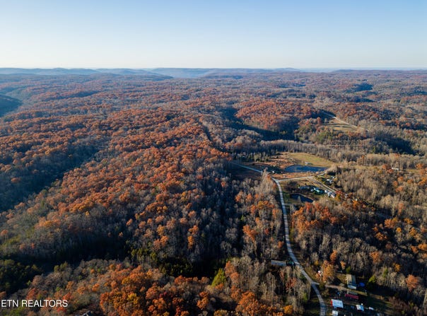 407 Oneida Lane, Wilder, TN 38589