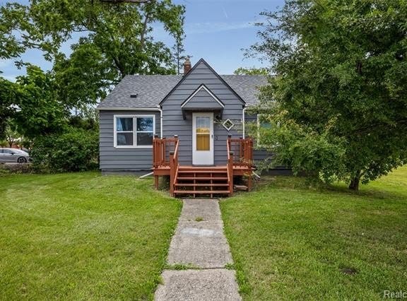 33065 Garfield Road, Fraser, MI 48026