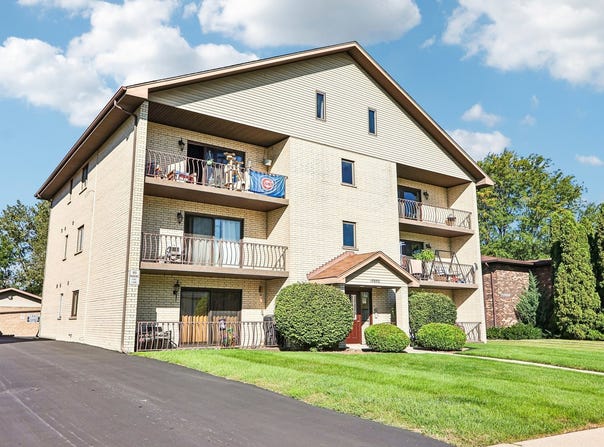 15850 Laramie Avenue, Oak Forest, IL 60452