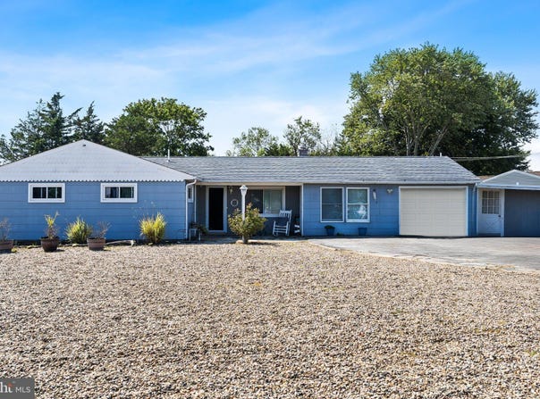 14 HAWKINS, WARETOWN, NJ 08758