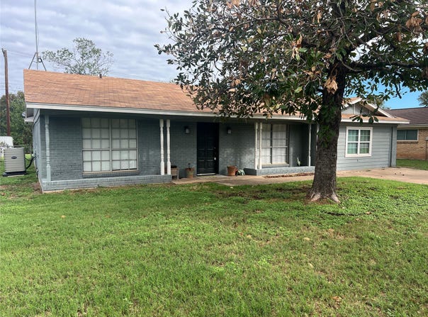 2809 N Murco Drive, Mineral Wells, TX 76067