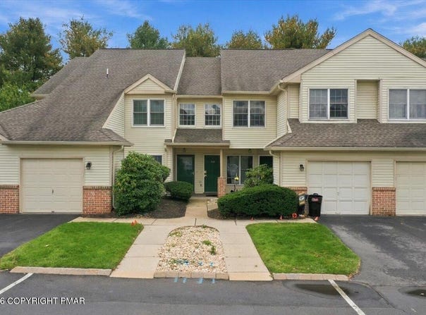 112 Lindfield Circle, Macungie, PA 18062