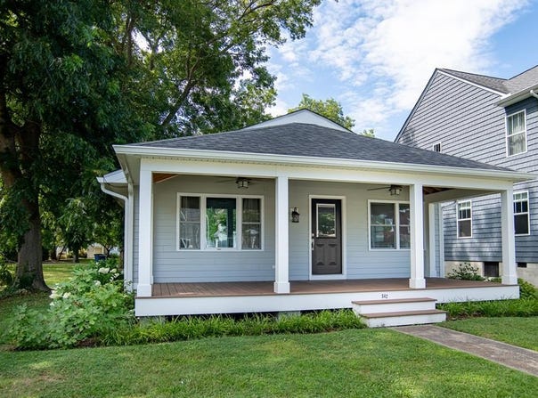 542 MADISON AVE, CAPE CHARLES, VA 23310