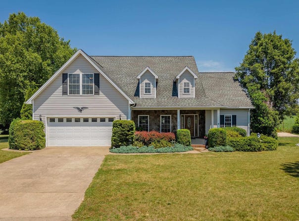 242 KENSINGTON DR, ELKTON, VA 22827
